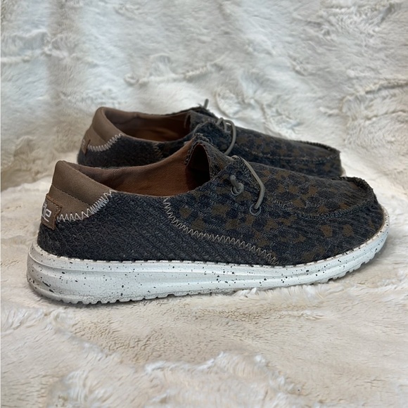 Hey Dude Wendy Leopard Shoe Buckle Exclusive - Picture 3 of 5